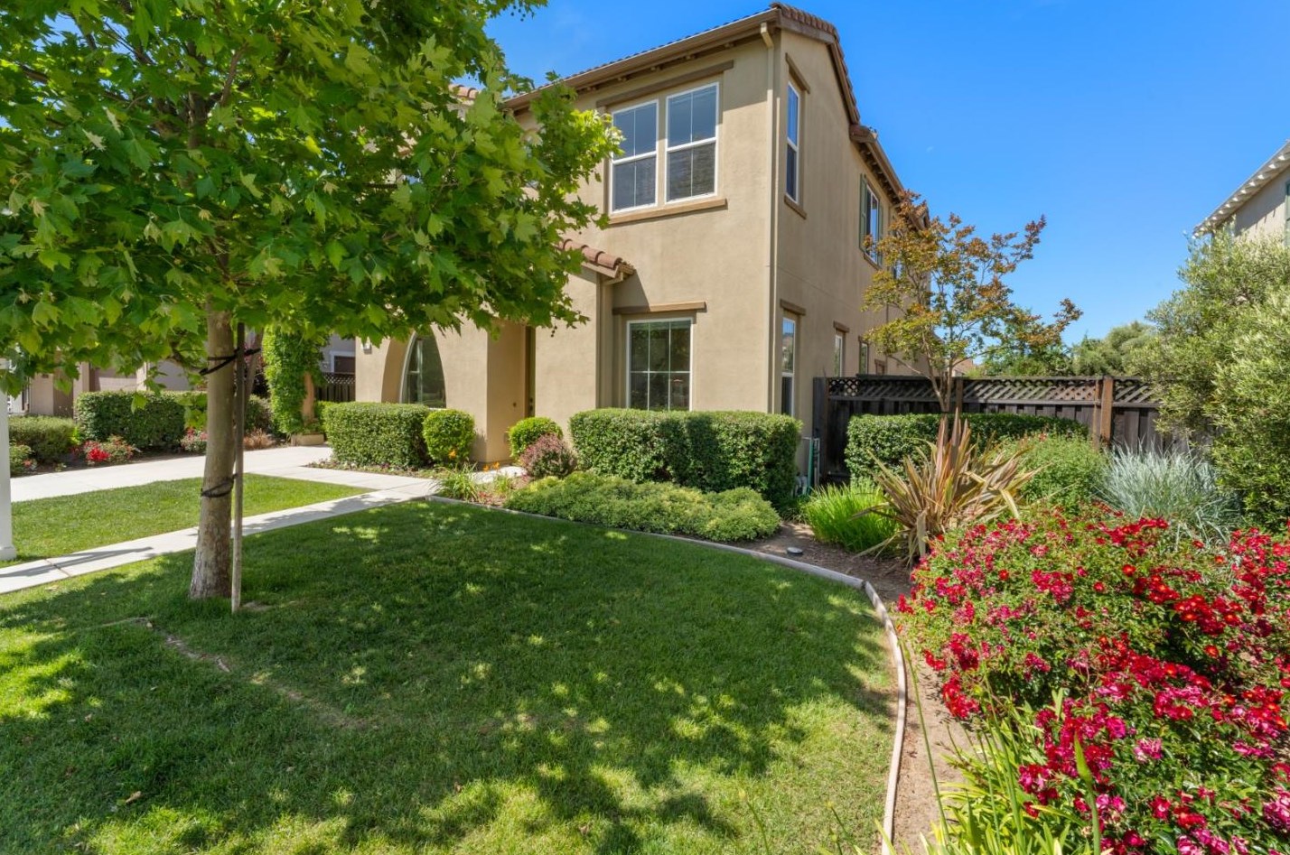 695 San Gabriel Ave, Morgan Hill, CA 95037