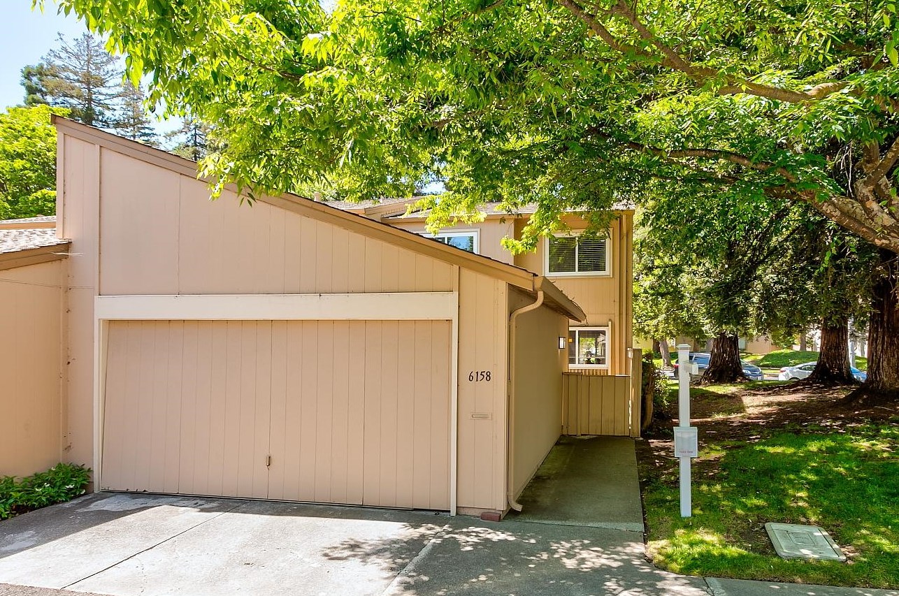 6158 Regency Oaks Dr, San Jose, CA 95129-3043