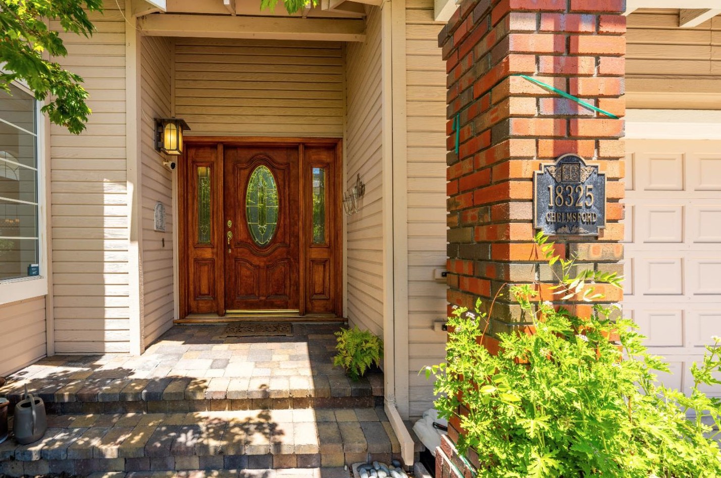 18325 Chelmsford Dr, Cupertino, CA 95014-6404