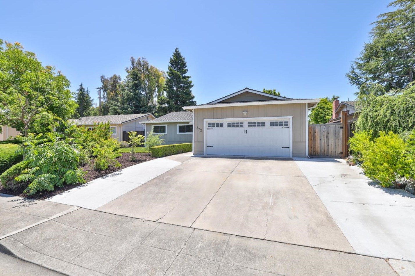 873 San Lucas Ave, Mountain View, CA 94043