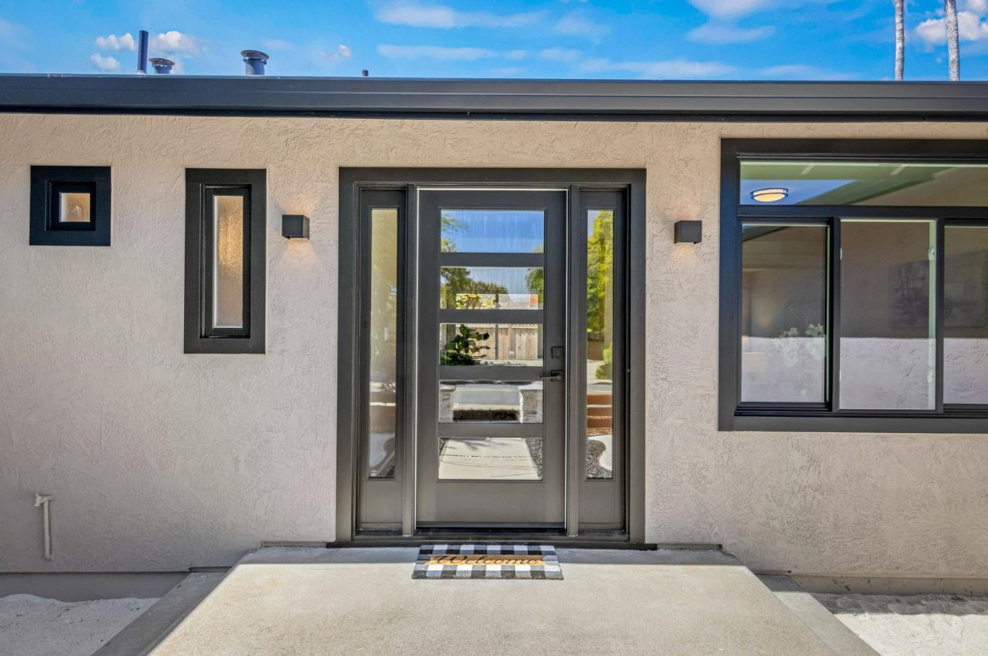 591 Fort Laramie Dr, Sunnyvale, CA 94087-4431