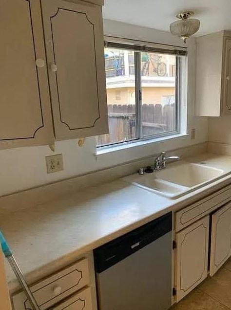 1315 Saratoga Ave, San Jose CA 95129-2510 exterior