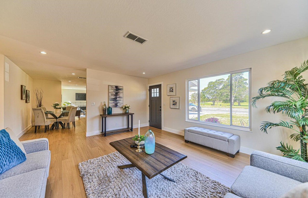 1636 El Dorado Dr, Salinas, CA 93906-2132