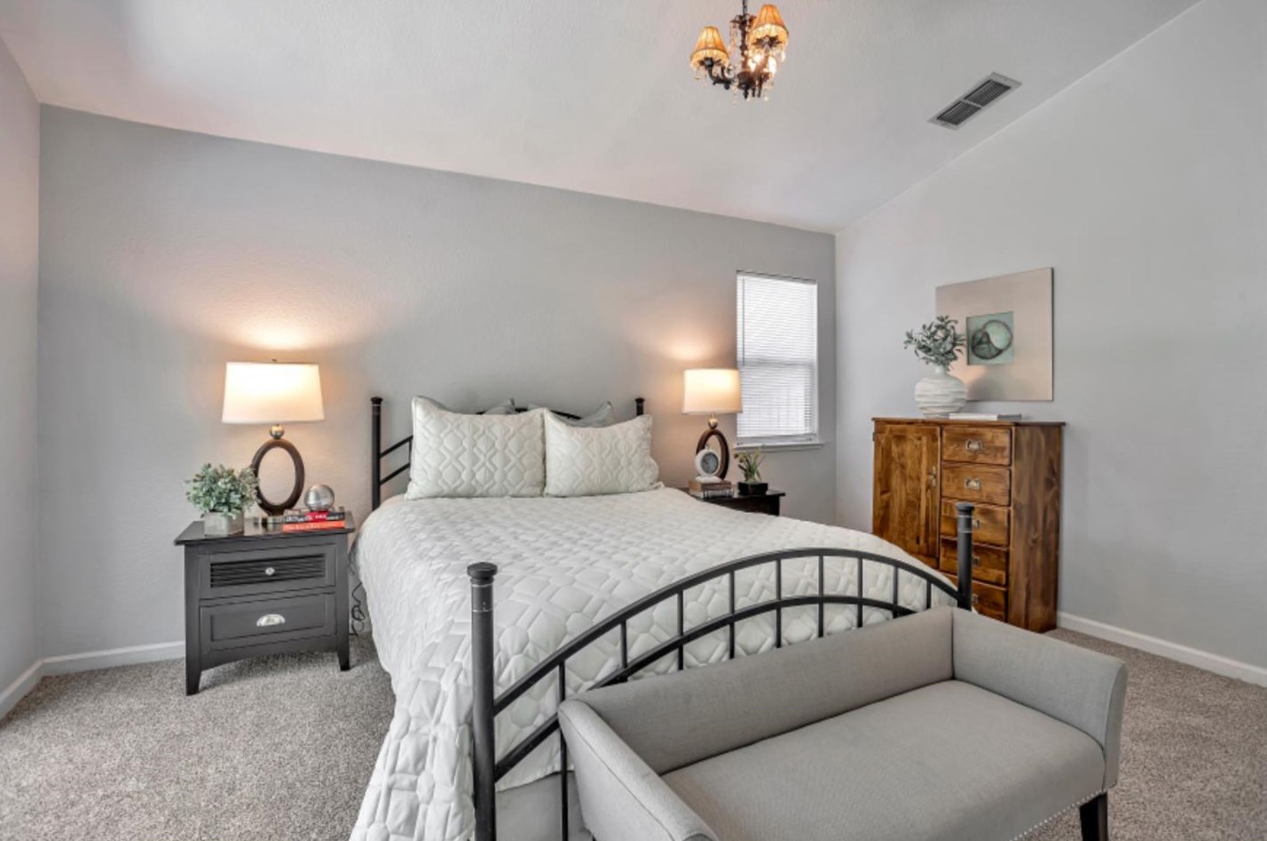 2824 Dinwiddie Way, Elk Grove CA 95758-7438 exterior