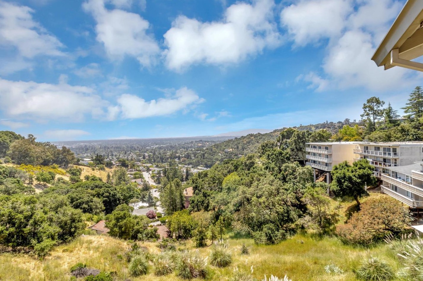 403 Portofino Dr, San Carlos, CA 94070-3584
