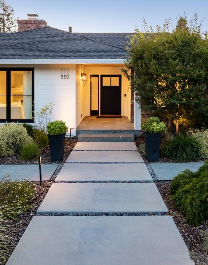 550 Torwood Ln, Los Altos, CA 94022-2161