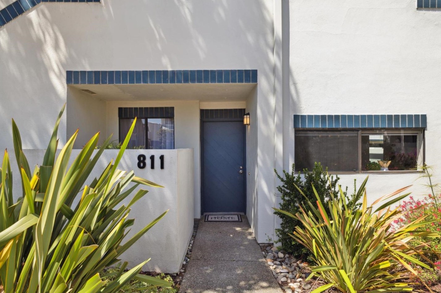 811 Balboa Ln, San Mateo, CA 94404-2931