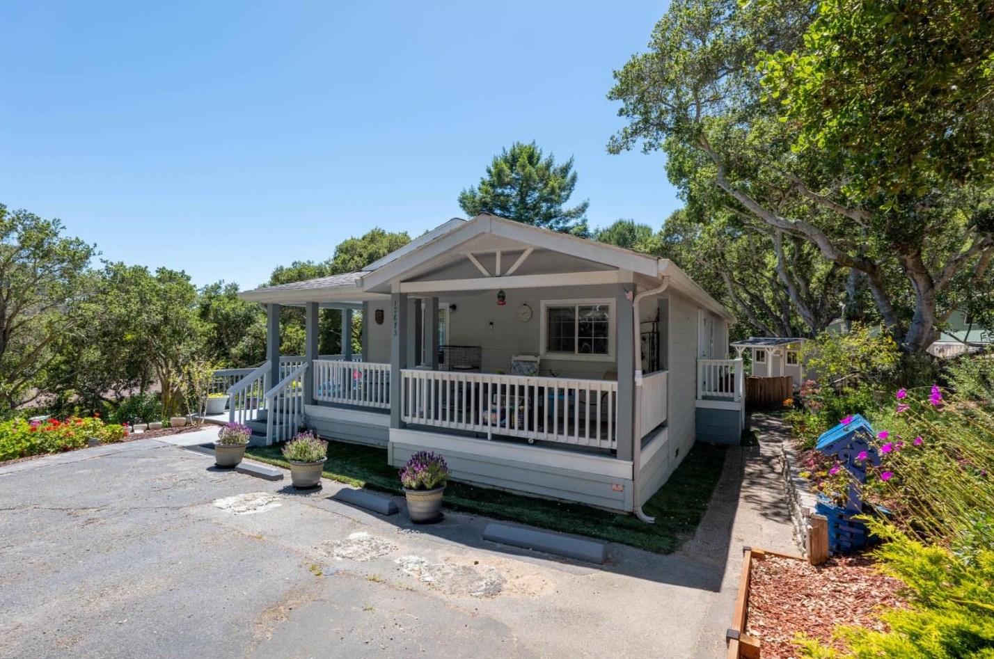 17673 Pond Derosa Ln 45, Salinas, CA 93907