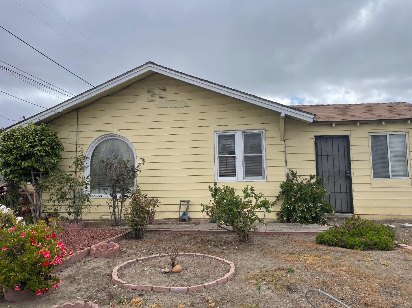 140 Carr Ave, Salinas, CA 93905-2018