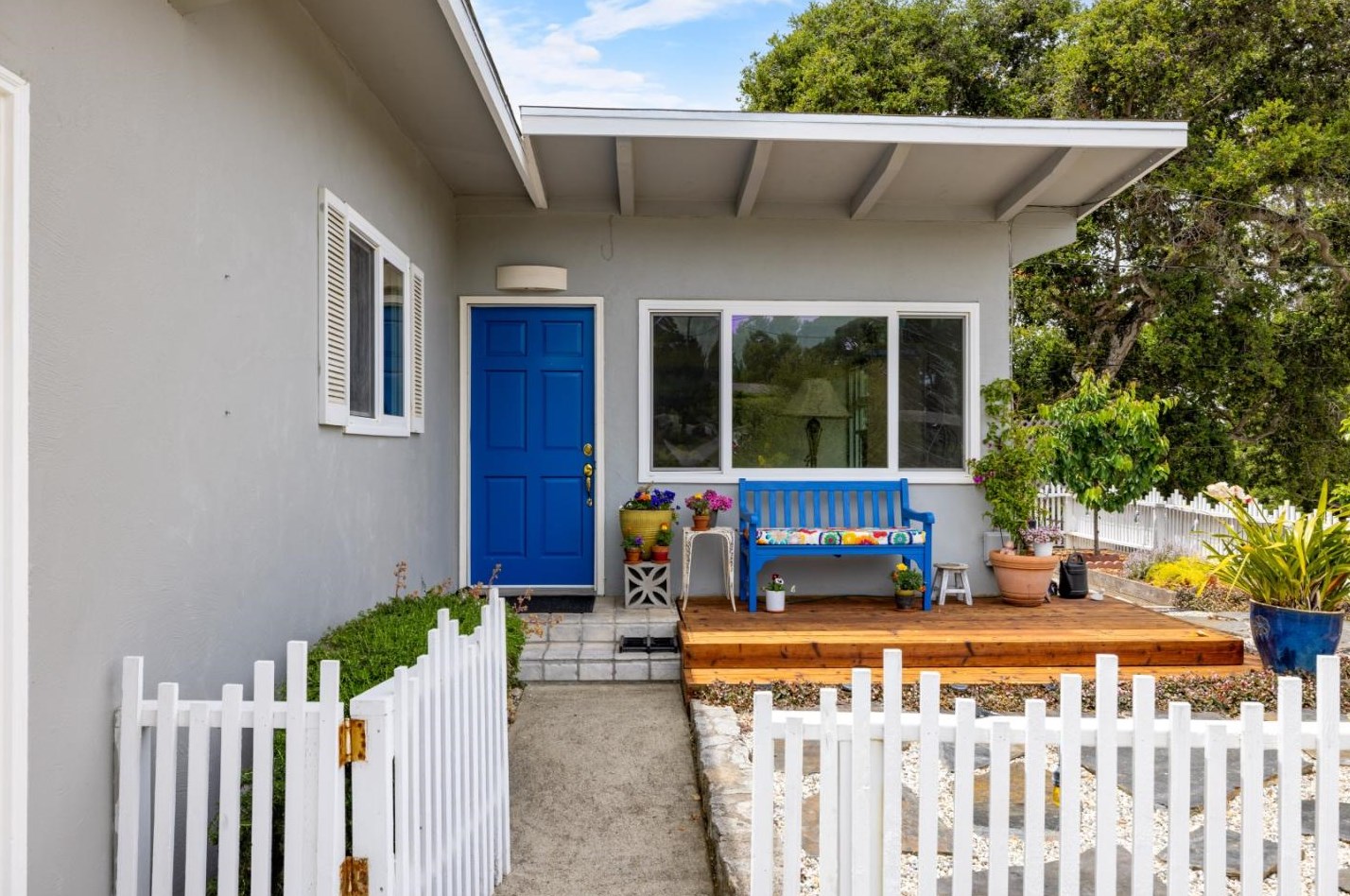 38 Ralston Dr, Monterey, CA 93940-6812