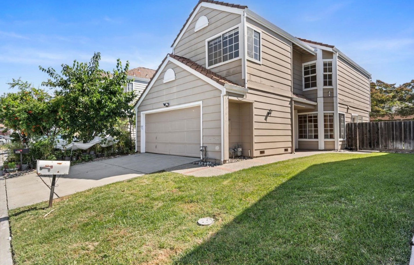 1192 Aschauer Ct, San Jose, CA 95131-3111