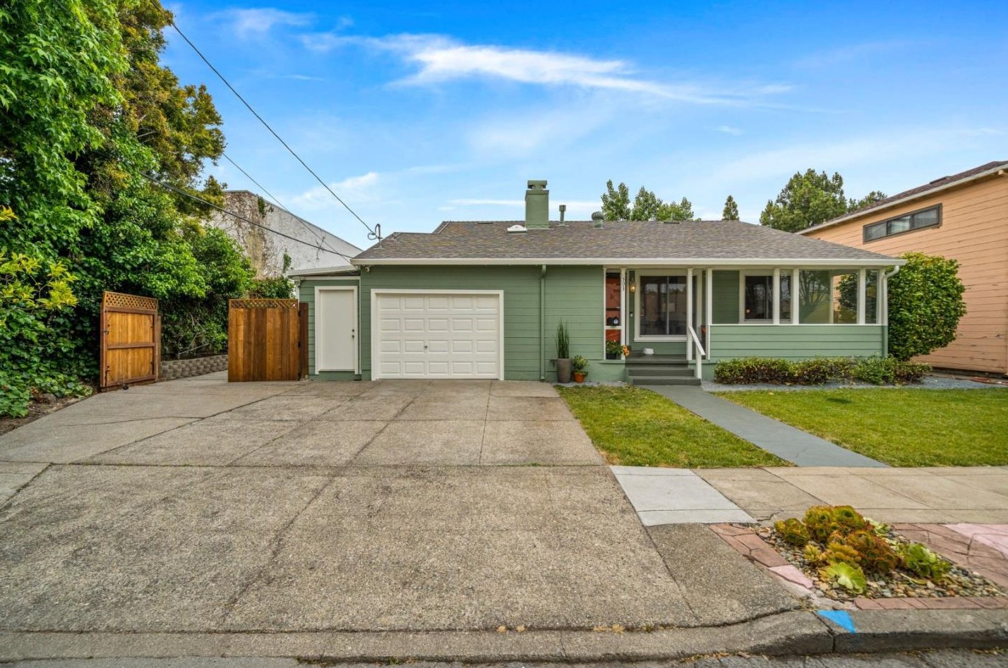 503 Hemlock Ave, Millbrae CA  94030-2633 exterior