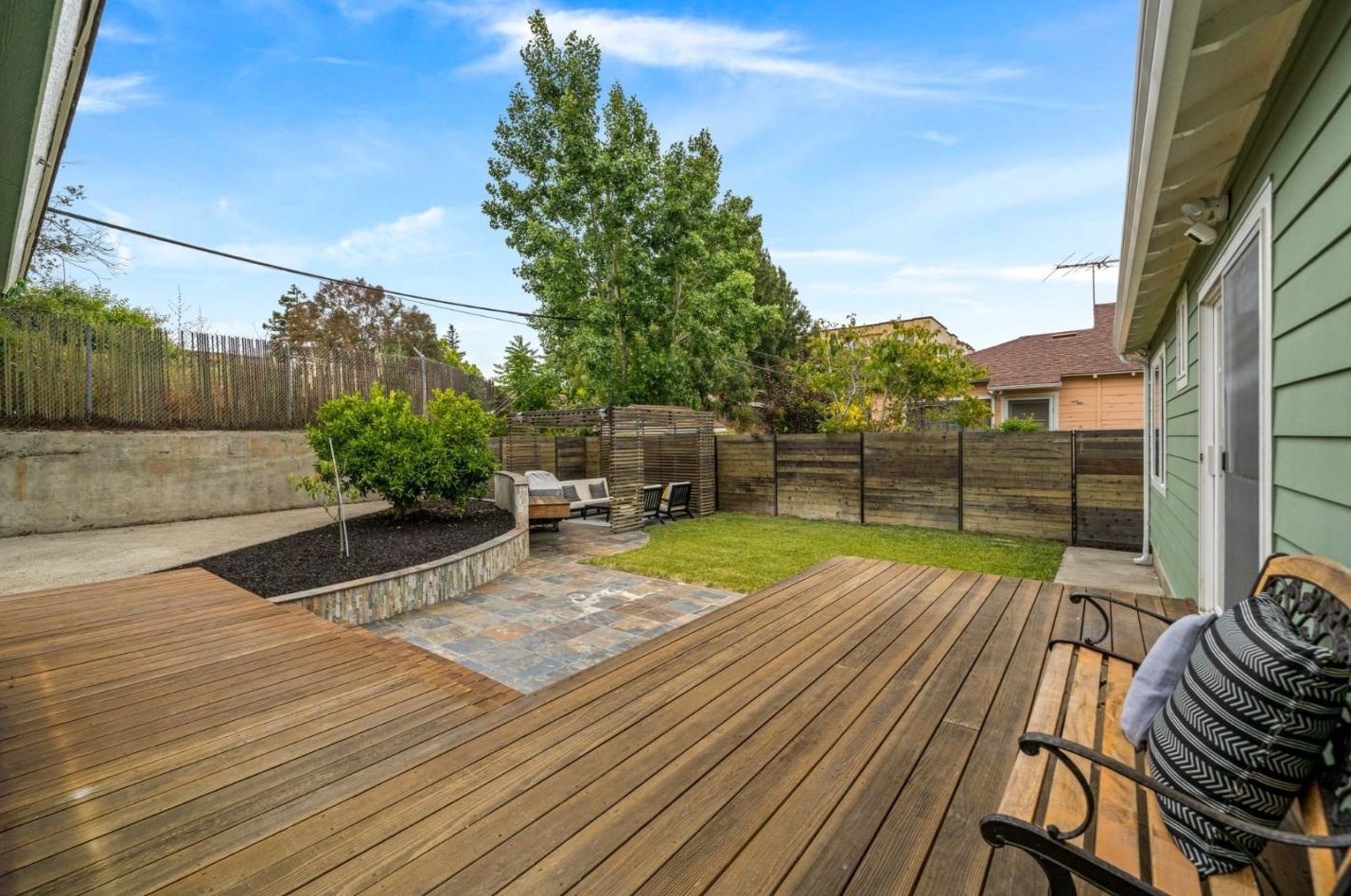 503 Hemlock Ave, Millbrae CA 94030-2041 exterior