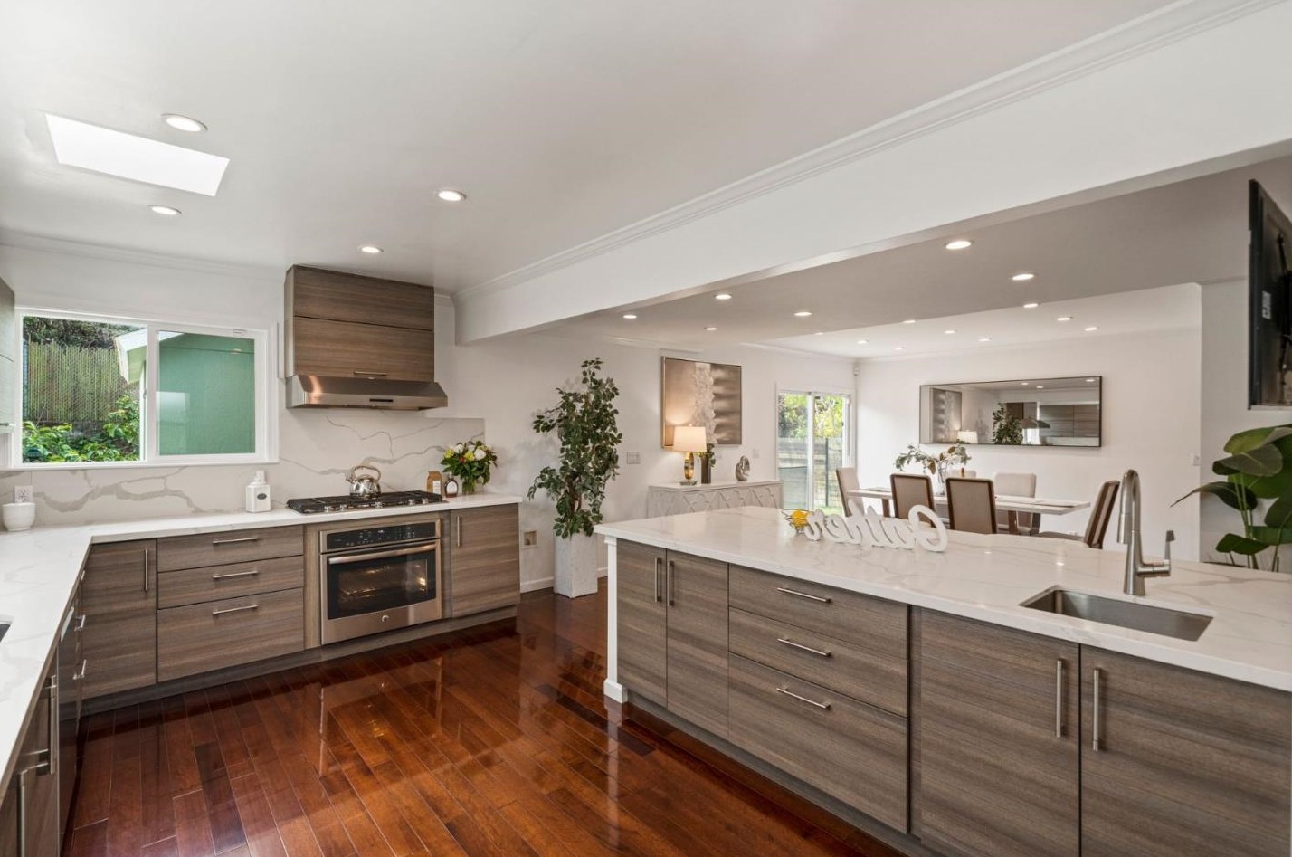 503 Hemlock Ave, Millbrae CA 94030-2041 exterior