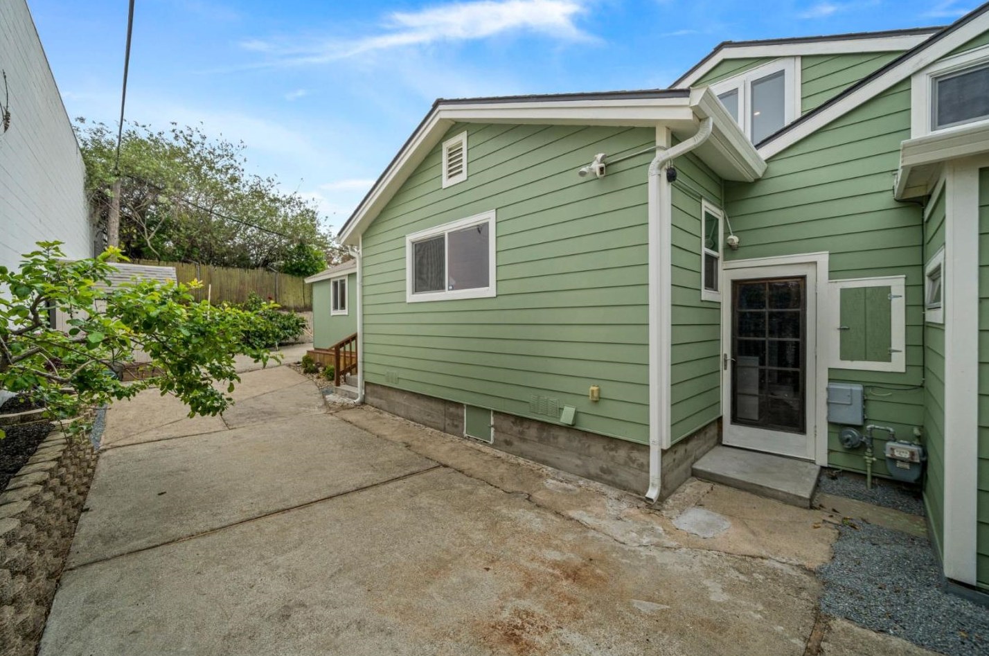 503 Hemlock Ave, Millbrae CA 94030-2041 exterior