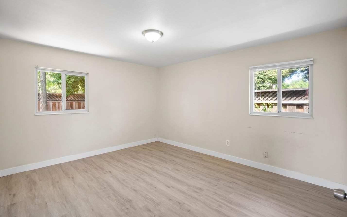 17795 Del Monte Ave, Morgan Hill CA  95037-4327 exterior