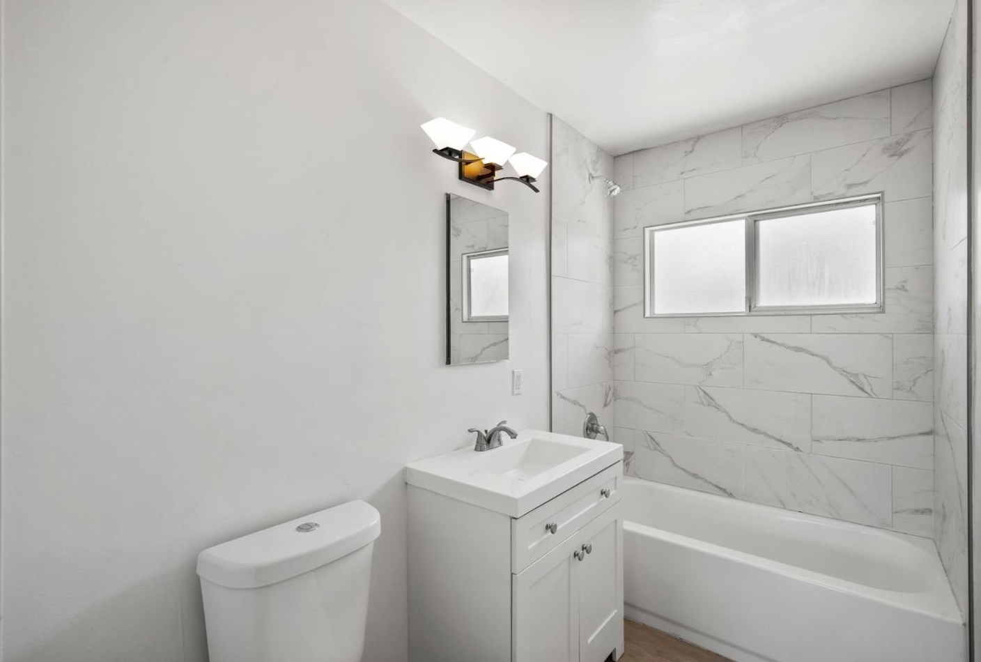 17795 Del Monte Ave, Morgan Hill CA  95037-4327 exterior