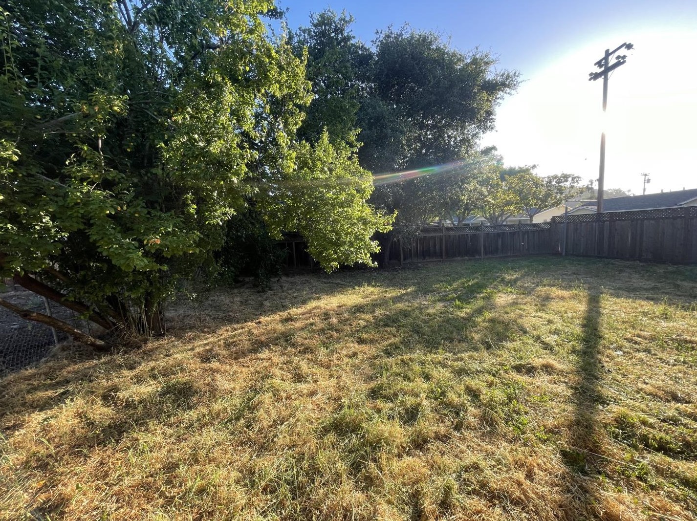 17795 Del Monte Ave, Morgan Hill CA  95037-4327 exterior