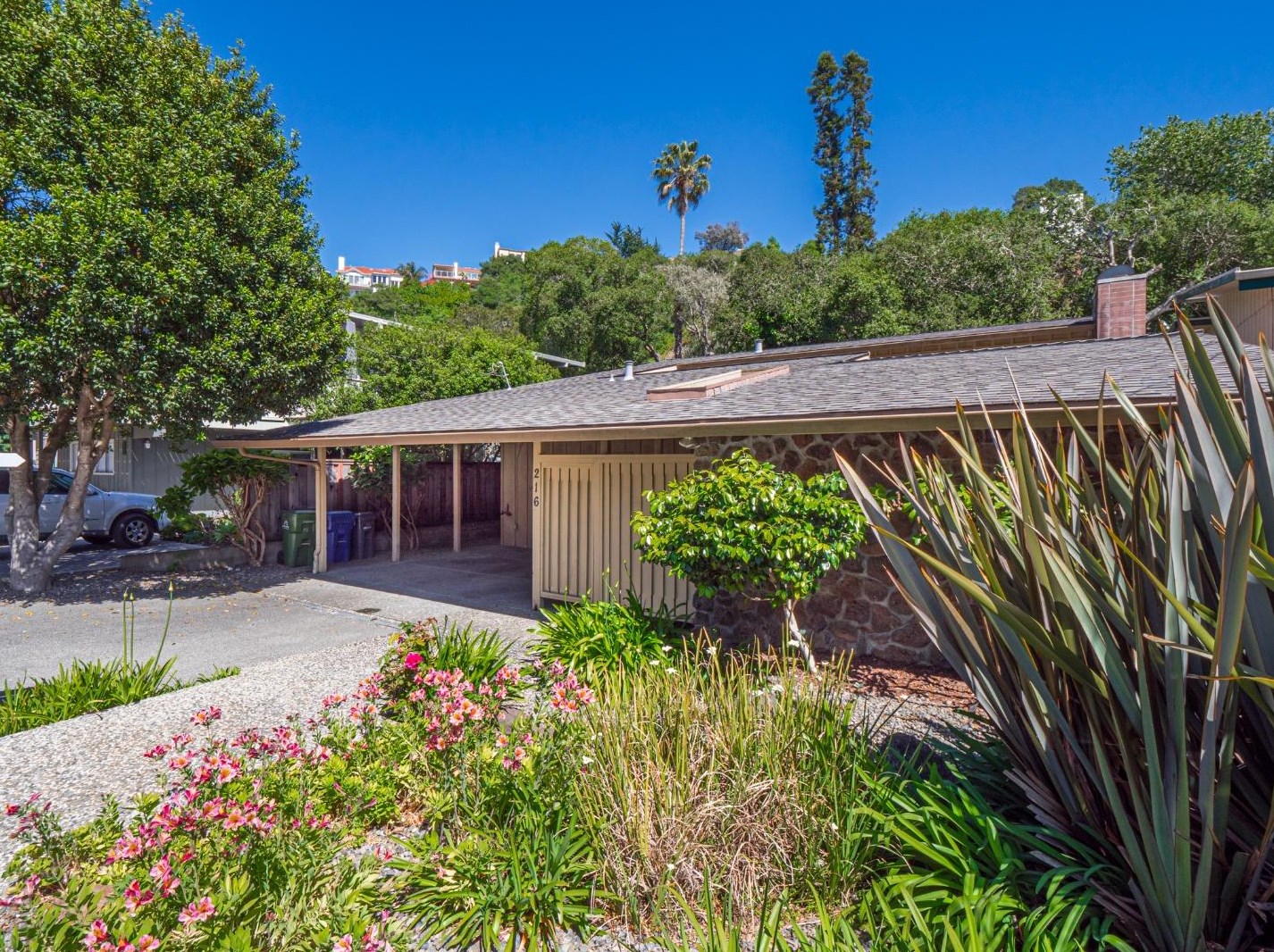 216 Sand St, Aptos, CA 95003-4651