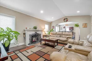 8245 Golf Links Rd, Oakland, CA 94605 - Photo 6