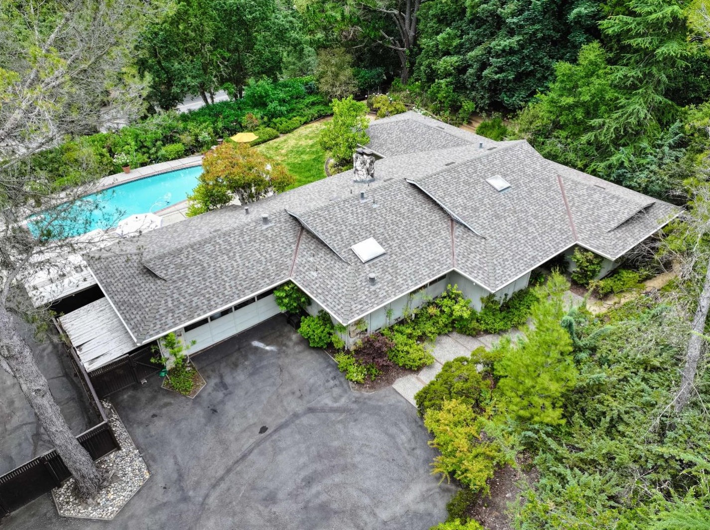 28168 Radcliffe Ln, Los Altos, CA 94022-1809