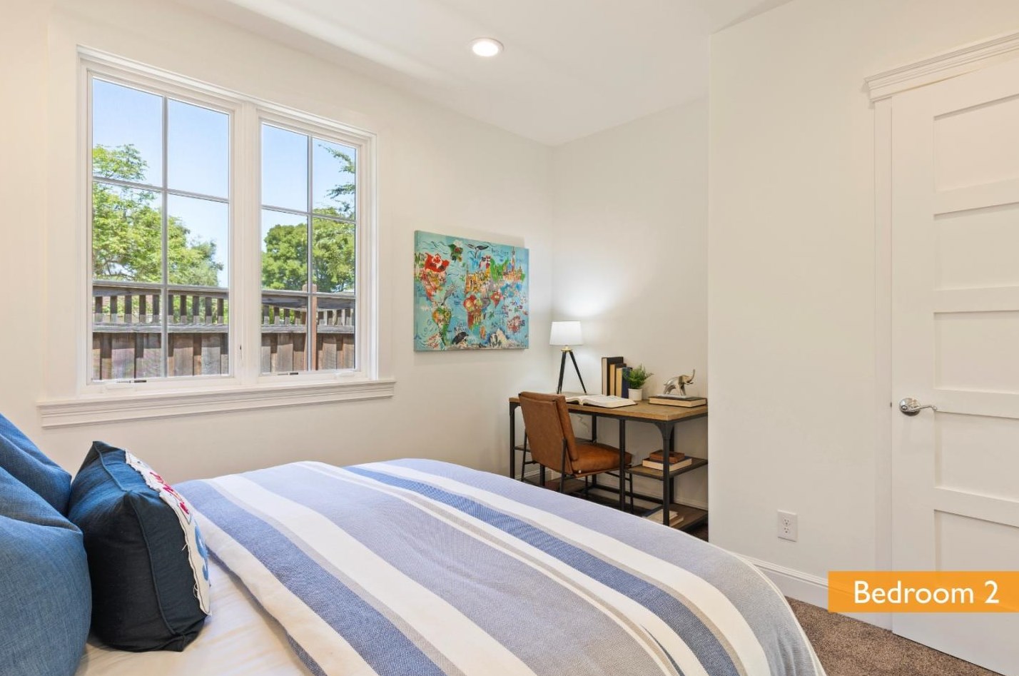 1220 Grant Rd, Los Altos CA 94024-6149 exterior