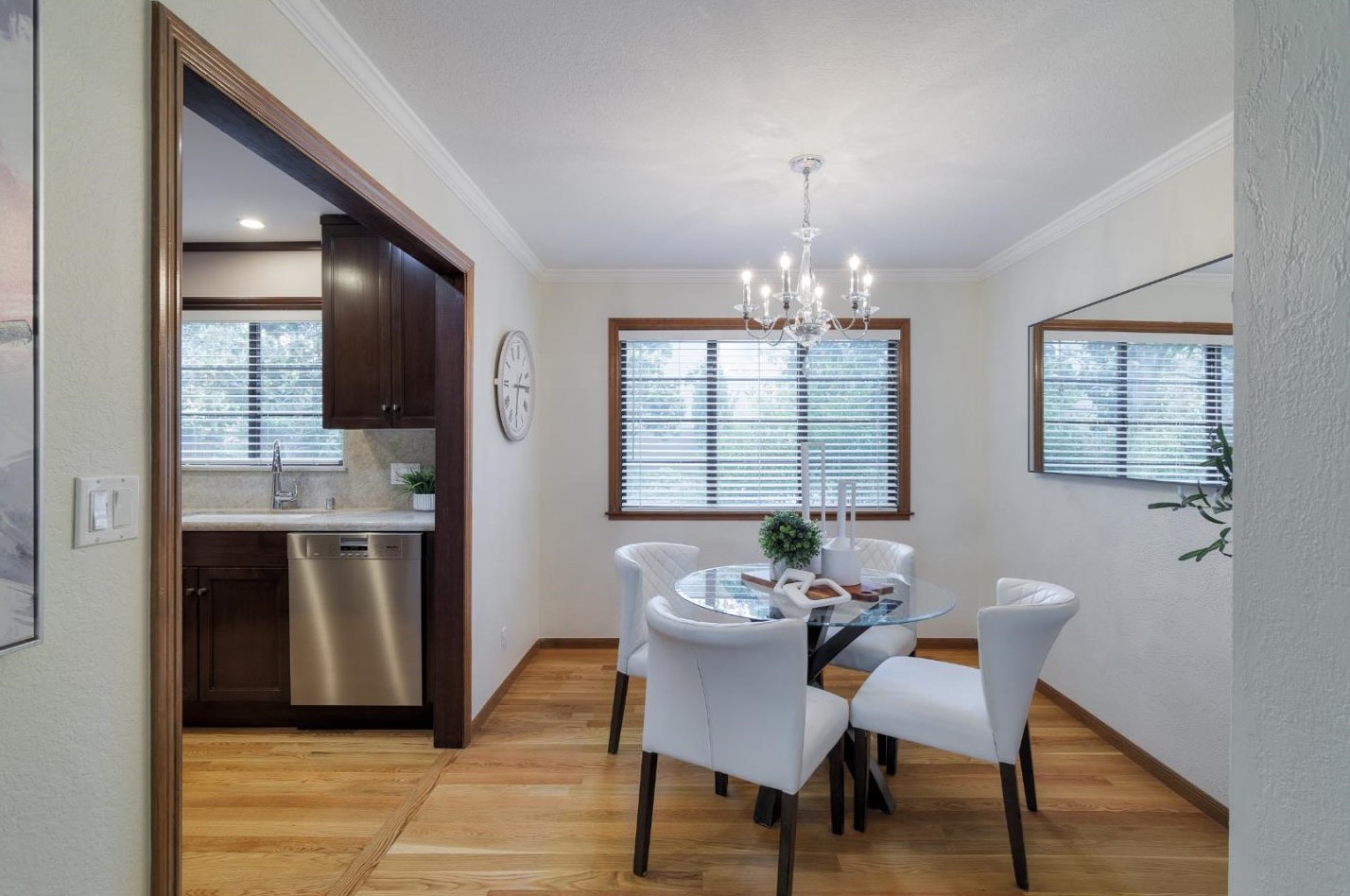 101 Cuesta Dr, Los Altos CA 94022-3942 exterior