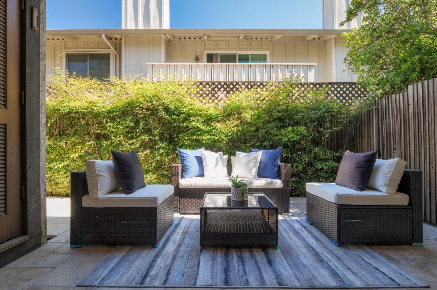 101 Cuesta Dr, Los Altos CA 94022-3942 exterior