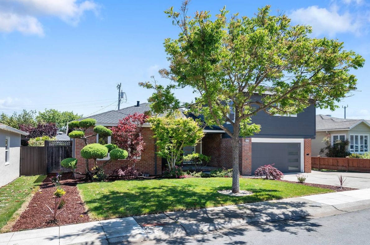 1620 Marco Polo Way, Burlingame, CA 94010-4650