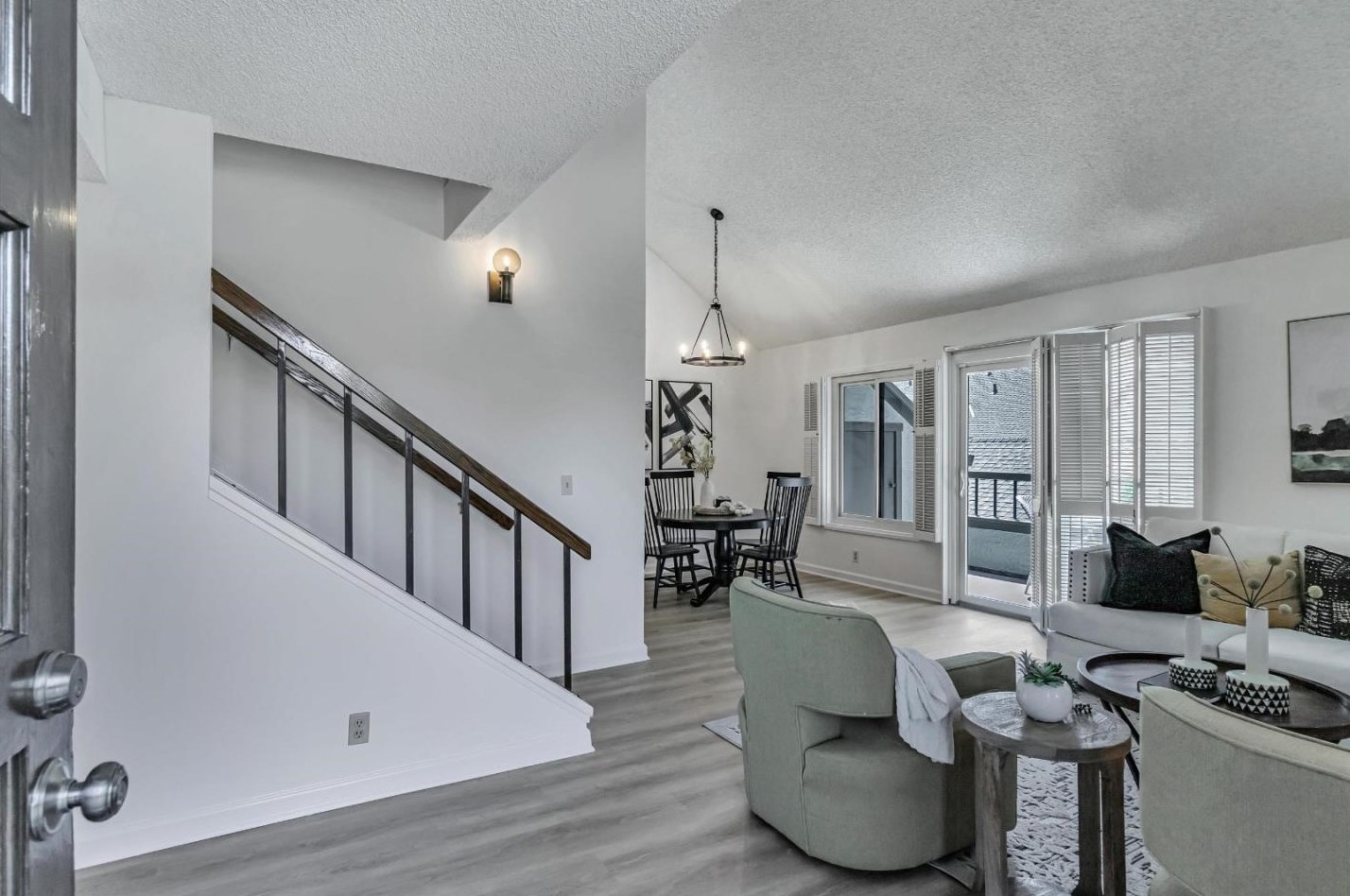 1820 Ashmeade Ct, San Jose, CA 95125-5939