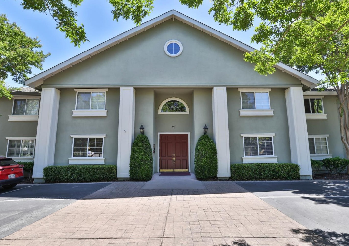 20 Willow Rd 1, Menlo Park, CA 94025