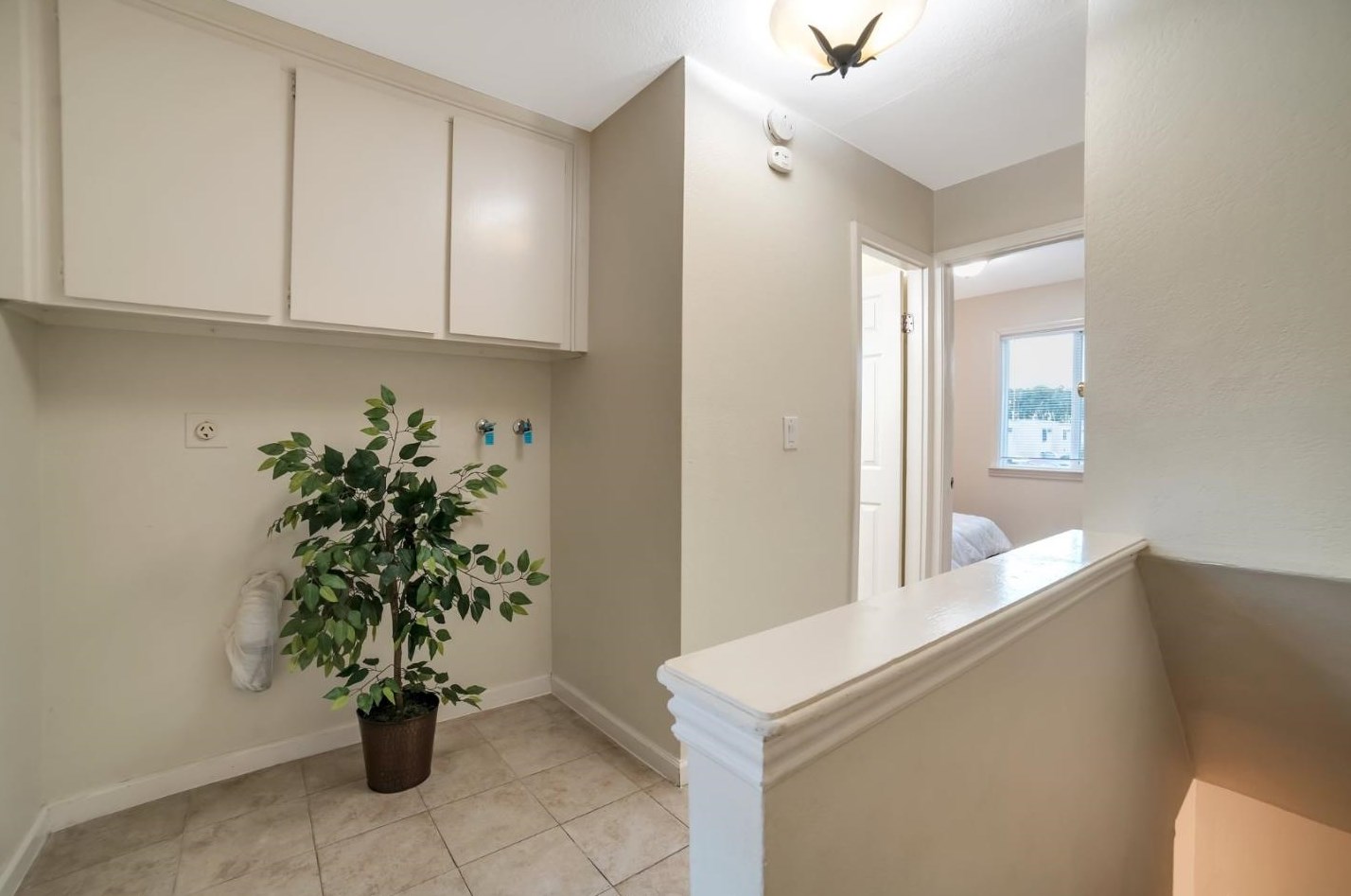 2183 Luz Ave, San Jose CA  95116-2051 exterior