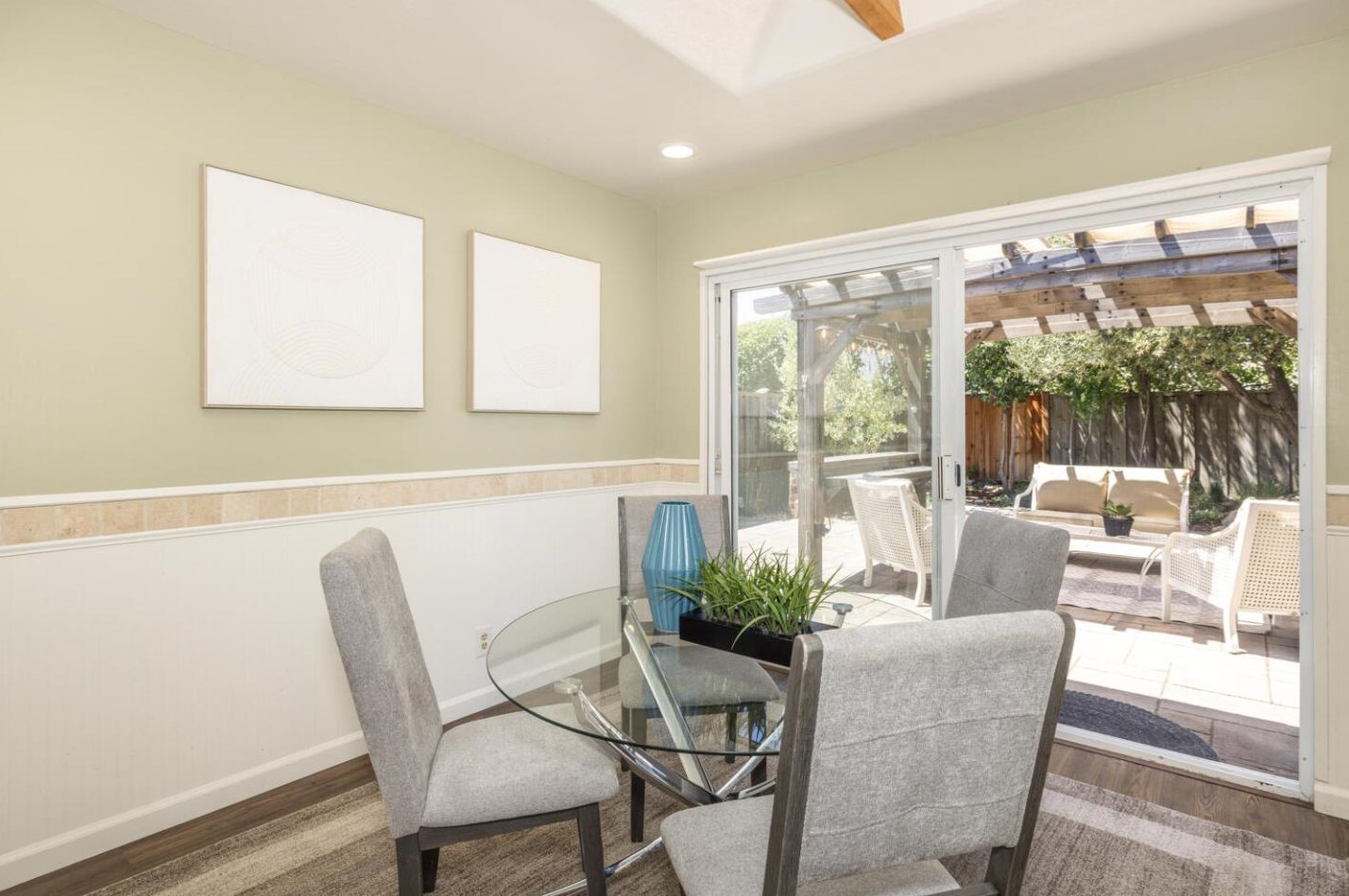 473 Chesapeake Ave, San Mateo CA  94404-3516 exterior