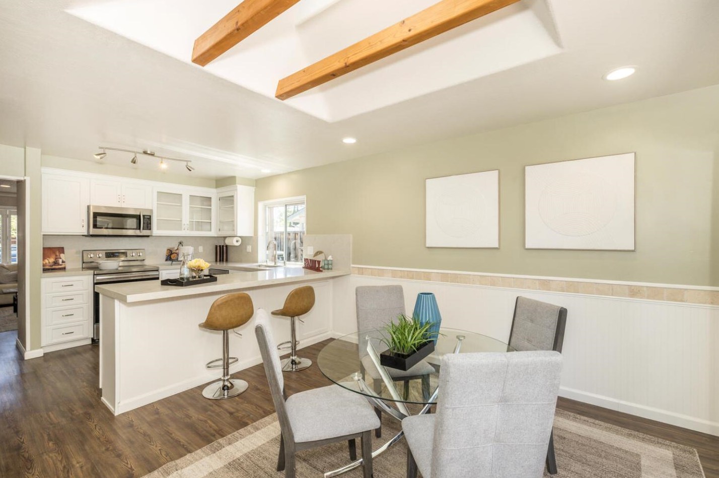 473 Chesapeake Ave, San Mateo CA  94404-3516 exterior