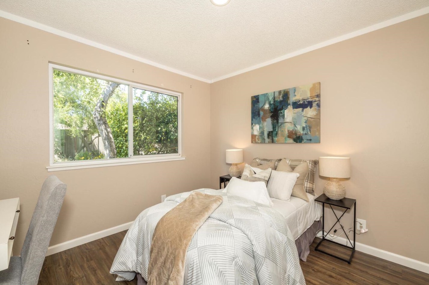 473 Chesapeake Ave, San Mateo CA  94404-3516 exterior