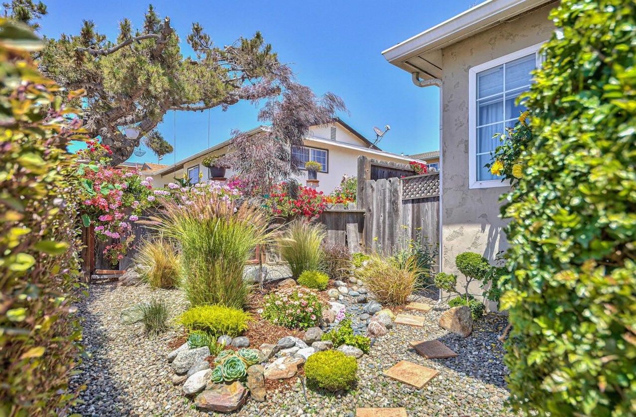 1774 Noche Buena St, Seaside, CA 93955