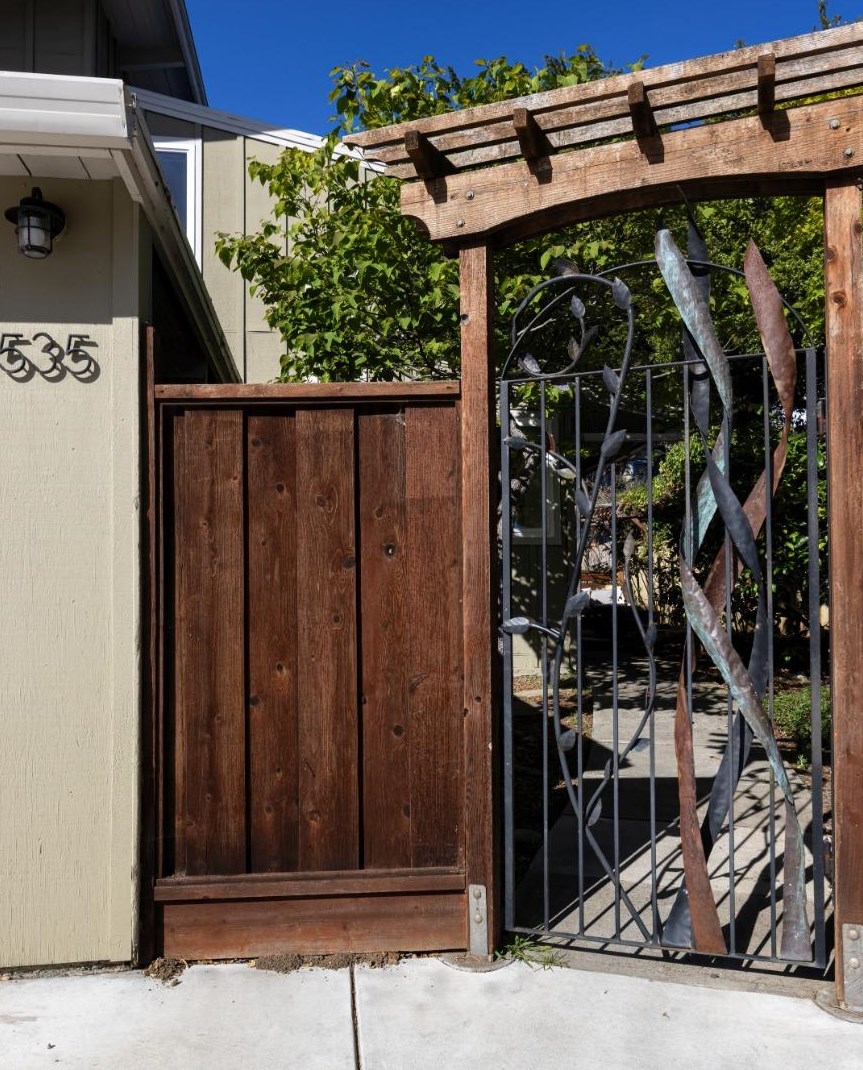 535 Clubhouse Dr, Aptos, CA 95003-4843