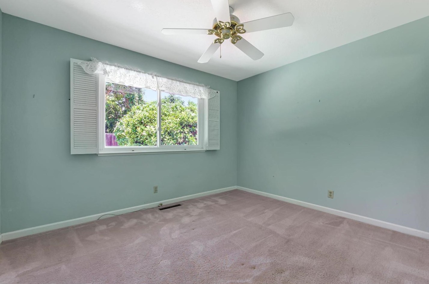 3424 Tupelo Dr, Walnut Creek CA  94598-2741 exterior