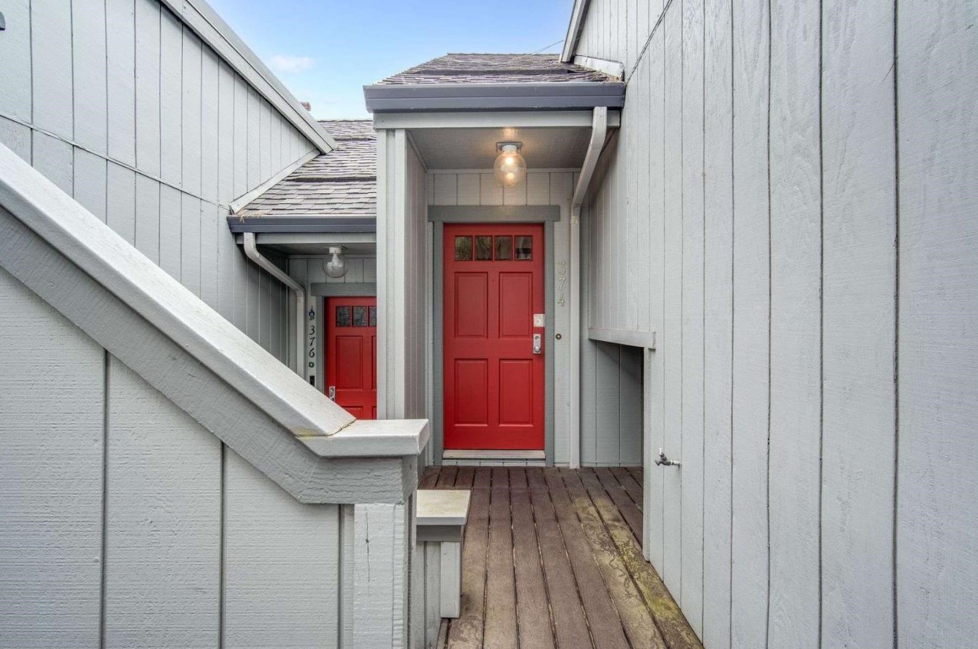 374 Innisfree Dr, Daly City, CA 94015-4358