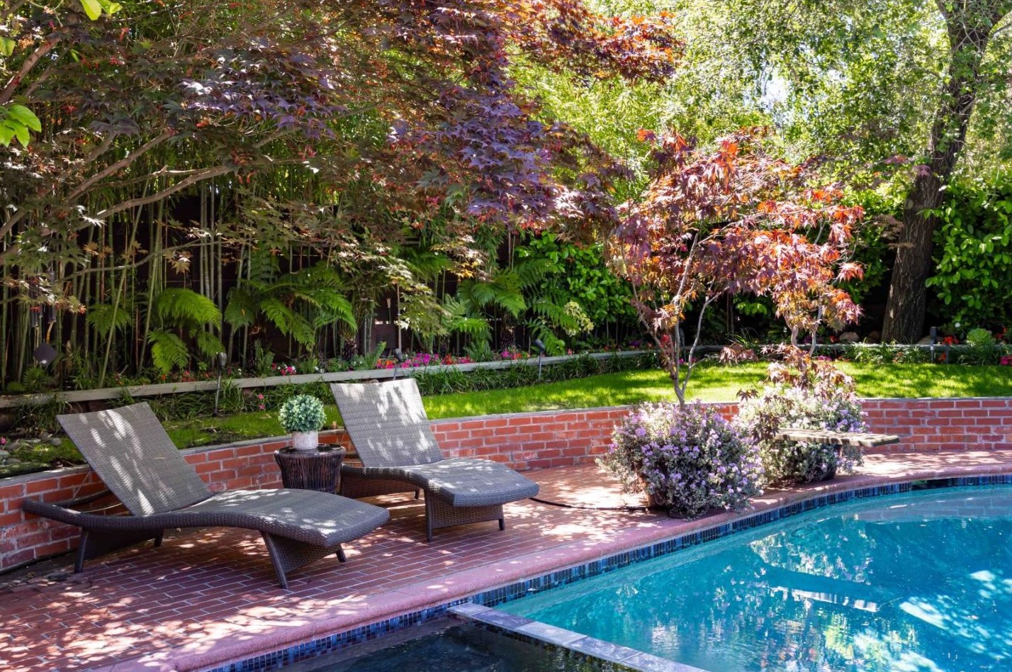 2182 Clayton Dr, Menlo Park CA exterior