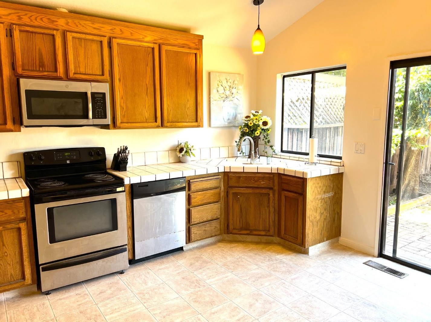 16697 Lone Hl Dr, Morgan Hill CA  95037-4840 exterior