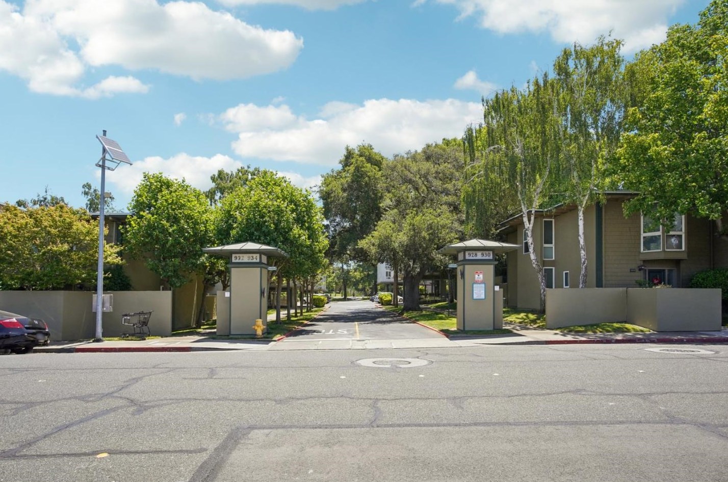 932 Peninsula Ave 302, San Mateo, CA 94401