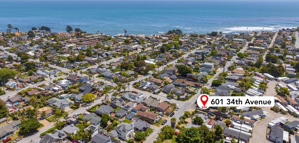 601 34th Ave, Santa Cruz, CA 95062-5106