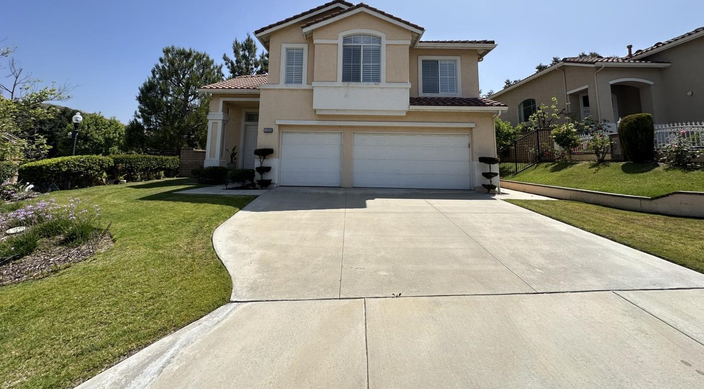 14263 Walnut Creek Dr, Chino Hills, CA 91709