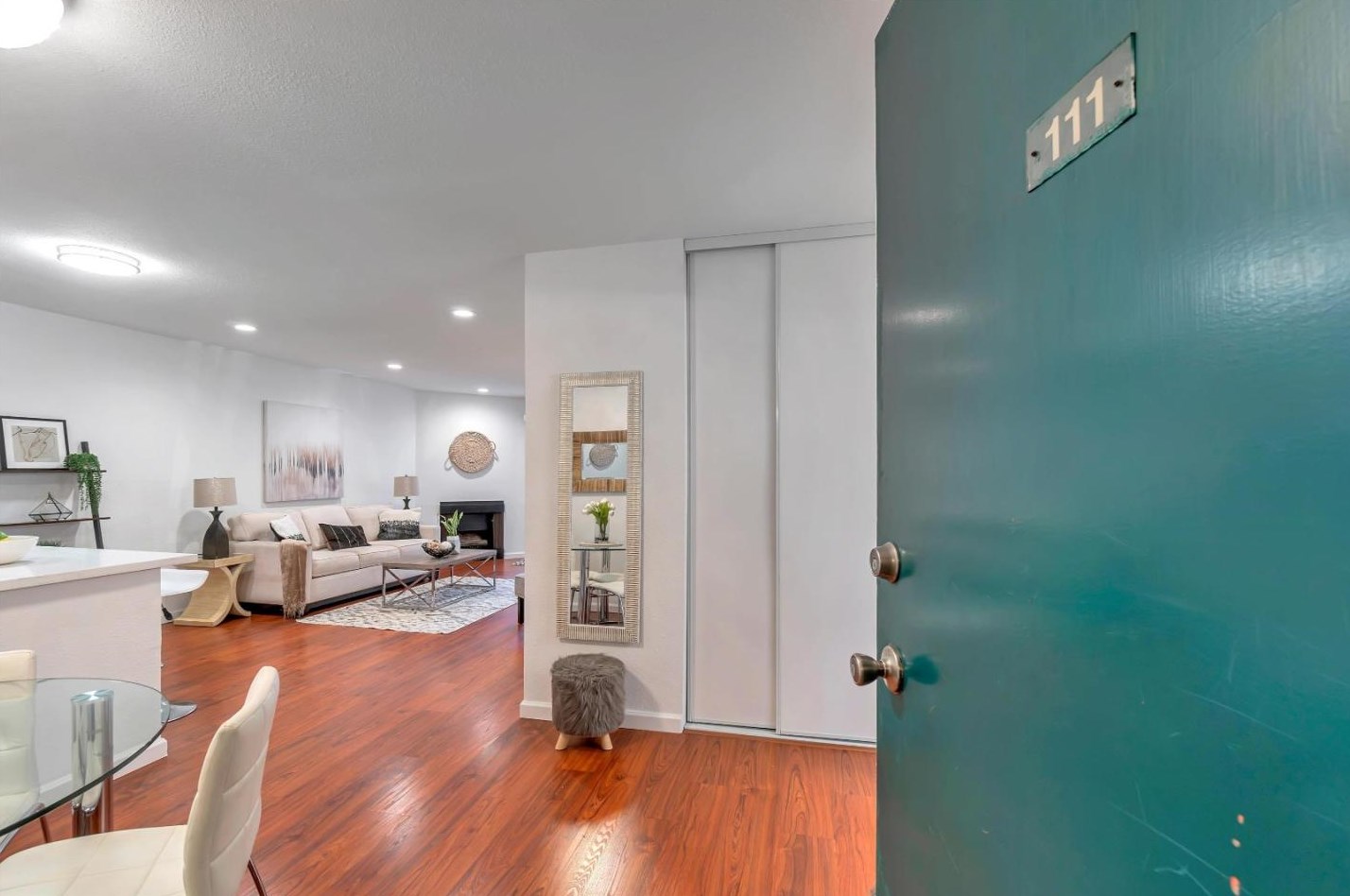 377 Mandarin Dr 111, Daly City, CA 94015