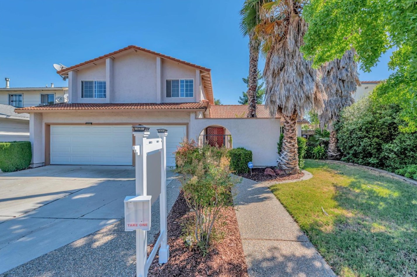 6606 Skyfarm Dr, San Jose, CA 95120-4544