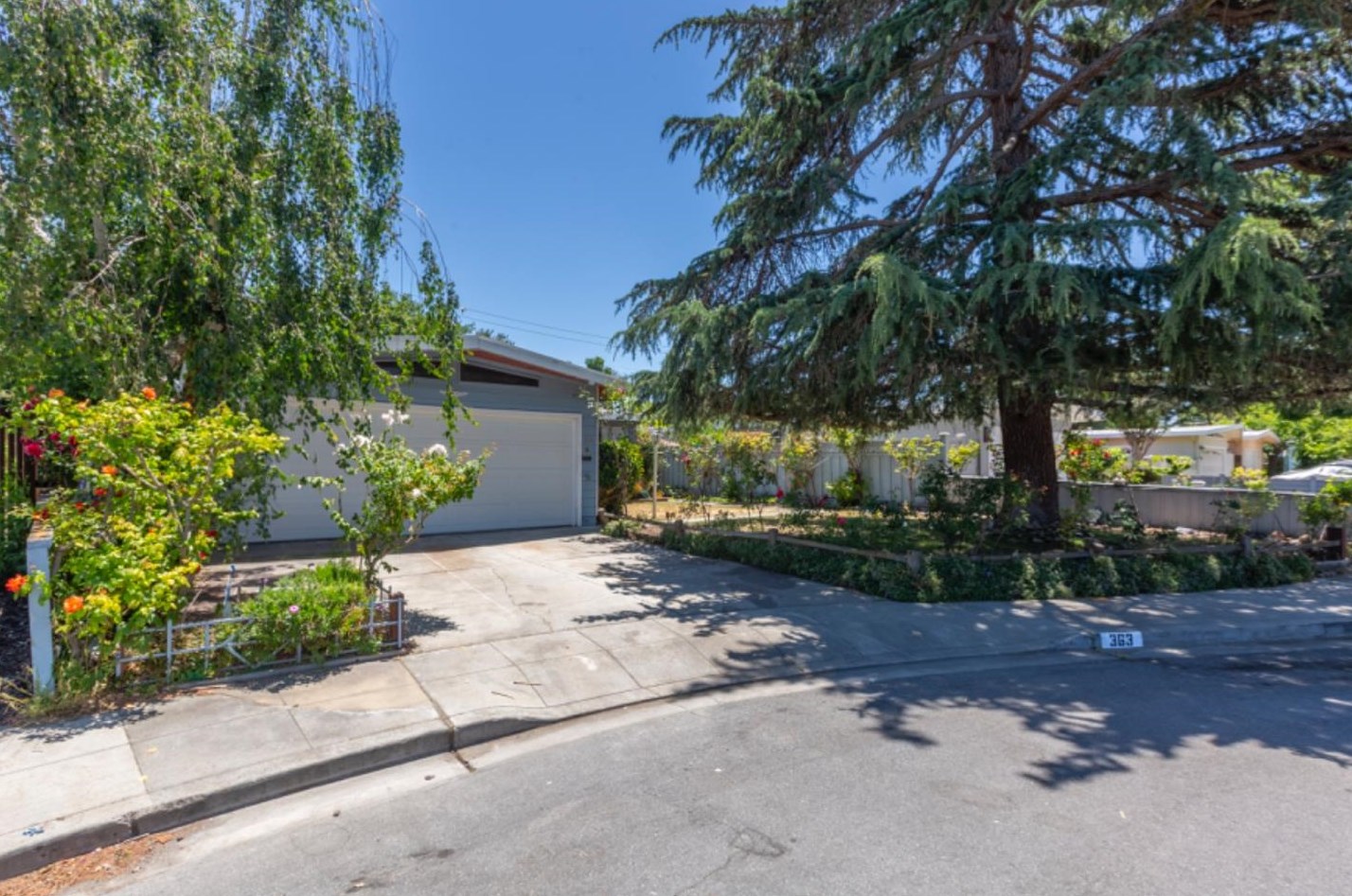363 Ruth Ave, Mountain View, CA 94043-4114