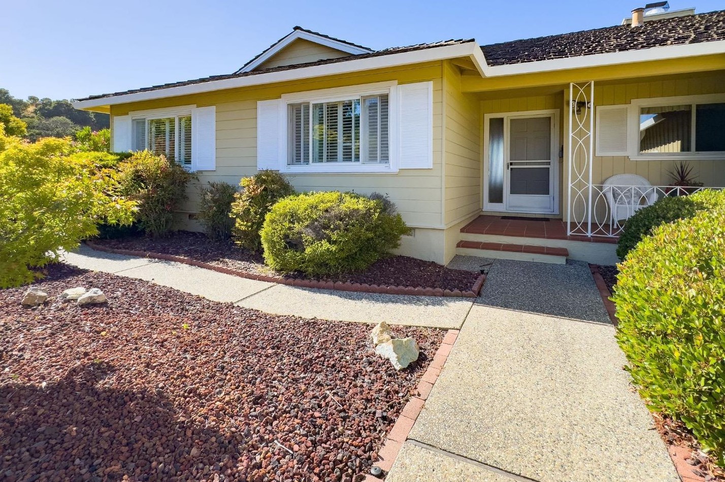 8 Karen Ct, Burlingame, CA 94010