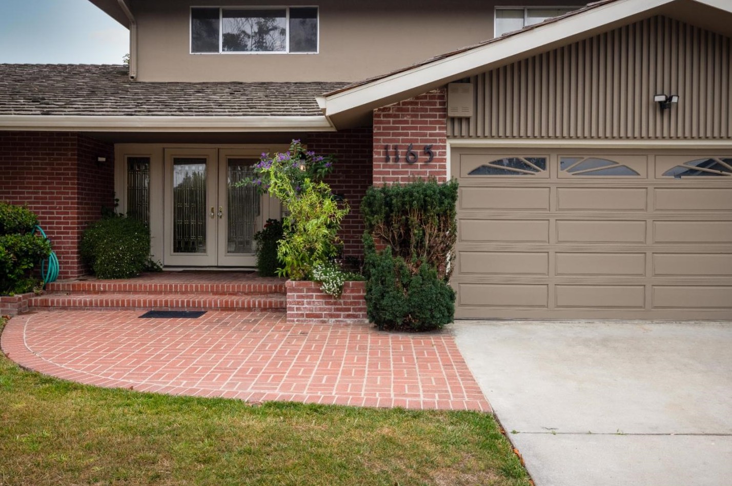 1165 San Mateo Dr, Salinas, CA 93901