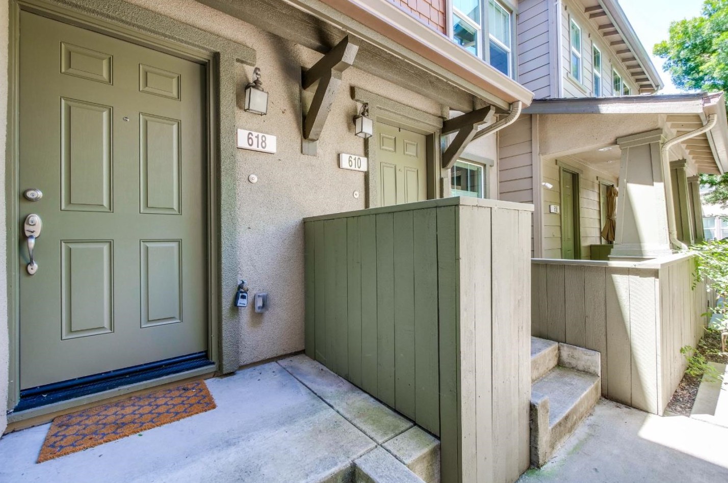 618 El Paseo Cir, Walnut Creek CA  94597-3155 exterior